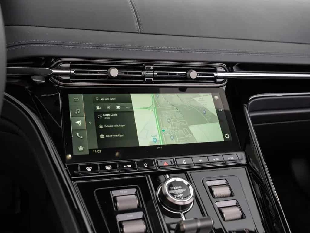 Aston Martin DB12 V8 Volante null-photo-40