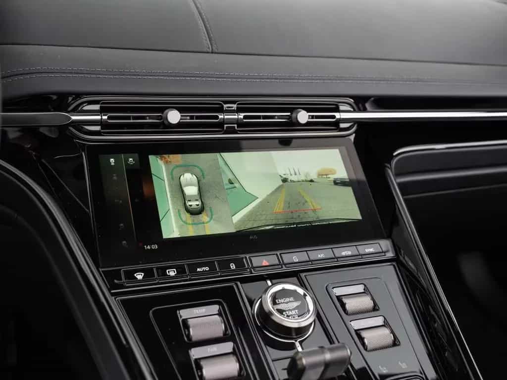 Aston Martin DB12 V8 Volante null-photo-9