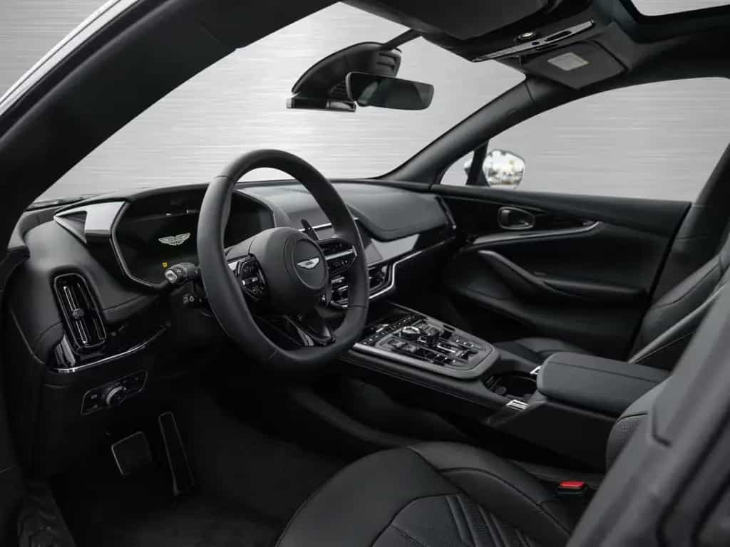 Aston Martin DBX S V8 4x4 MY26 04/2026-photo-2