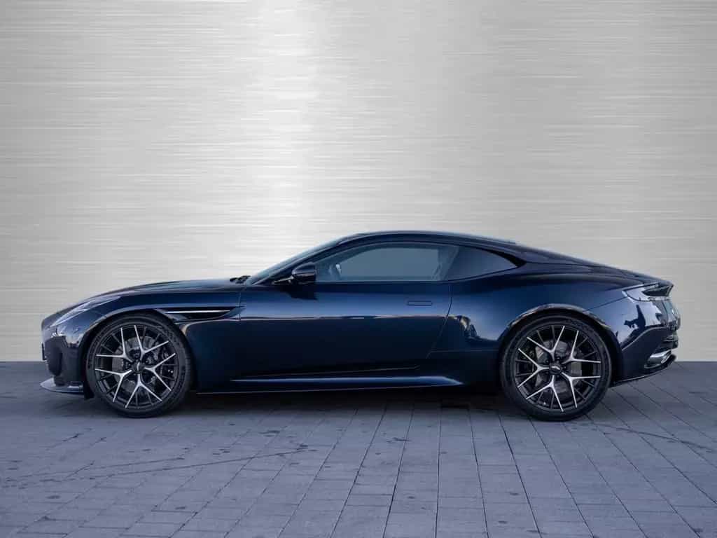 Aston Martin DB12 V8 Coupe null-photo-13