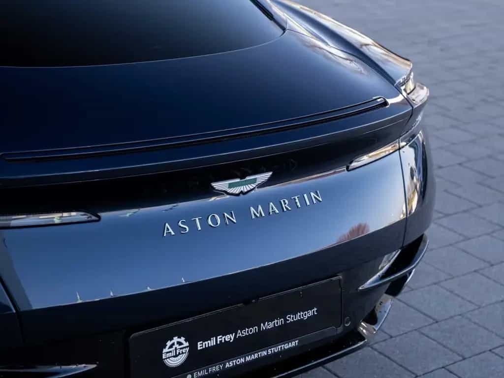 Aston Martin DB12 V8 Coupe null-photo-7