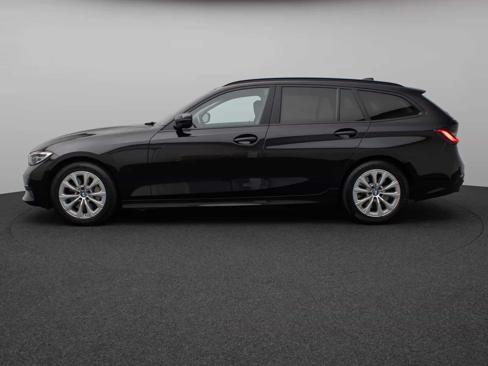 BMW 3 Series 03/2020-photo-10