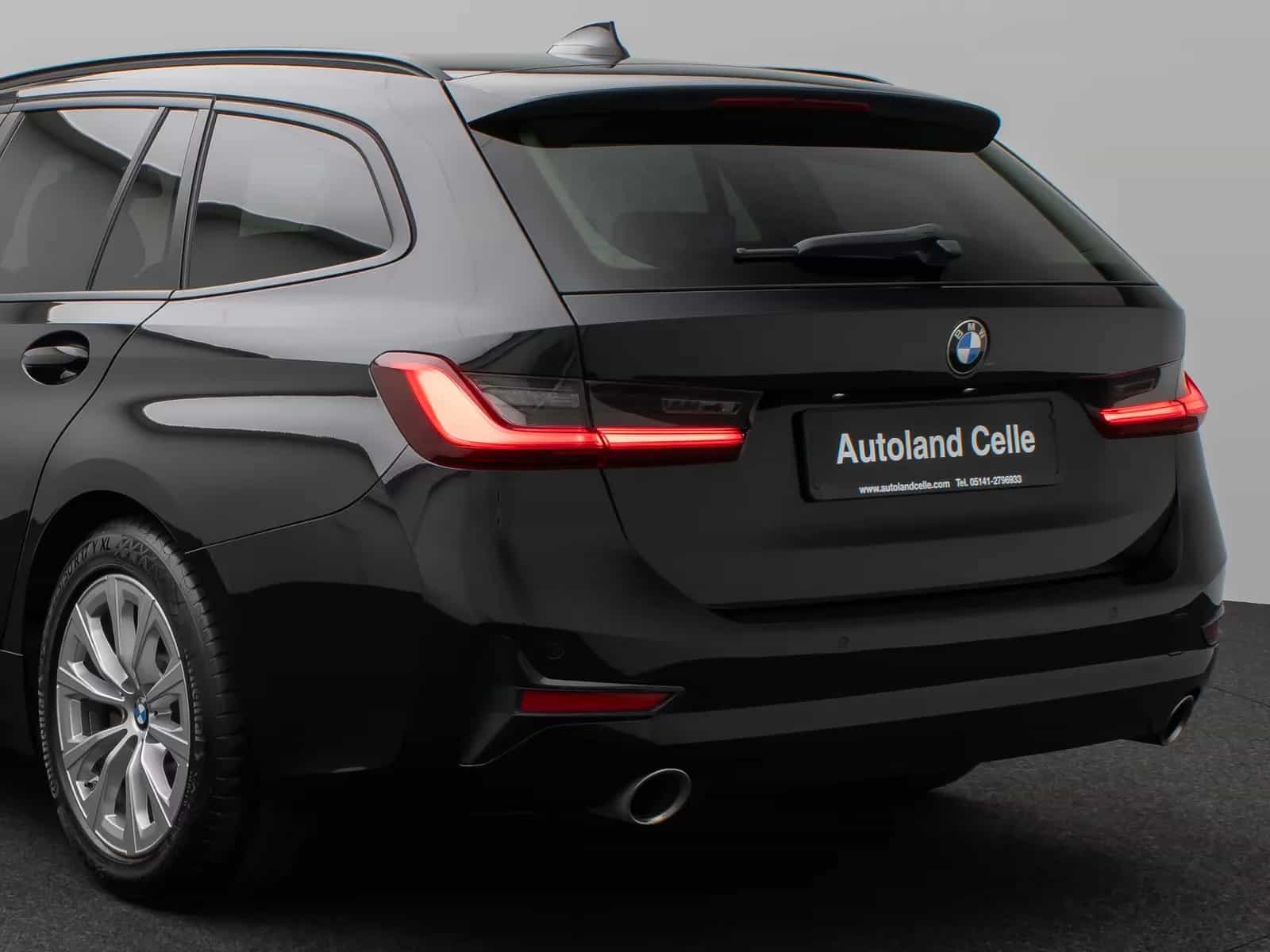 BMW 3 Series 03/2020-photo-14