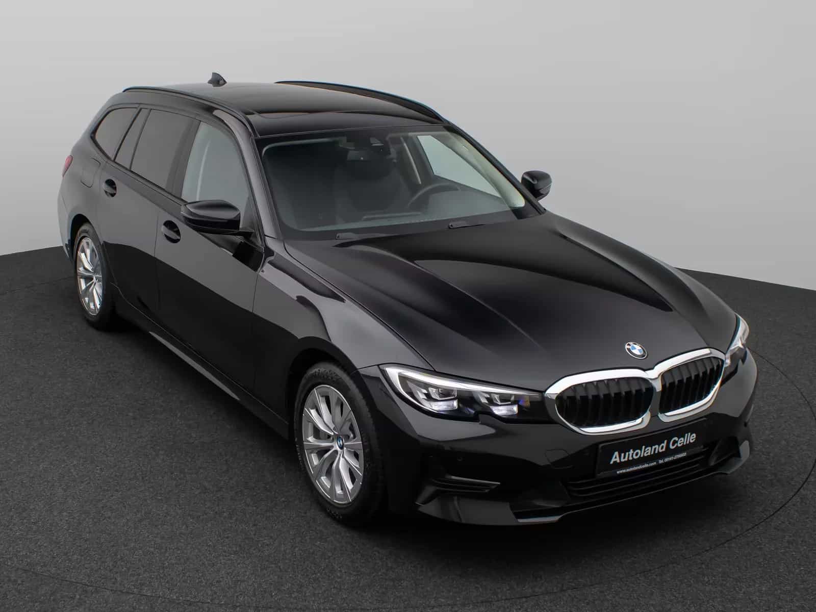 BMW 3 Series 03/2020-photo-2