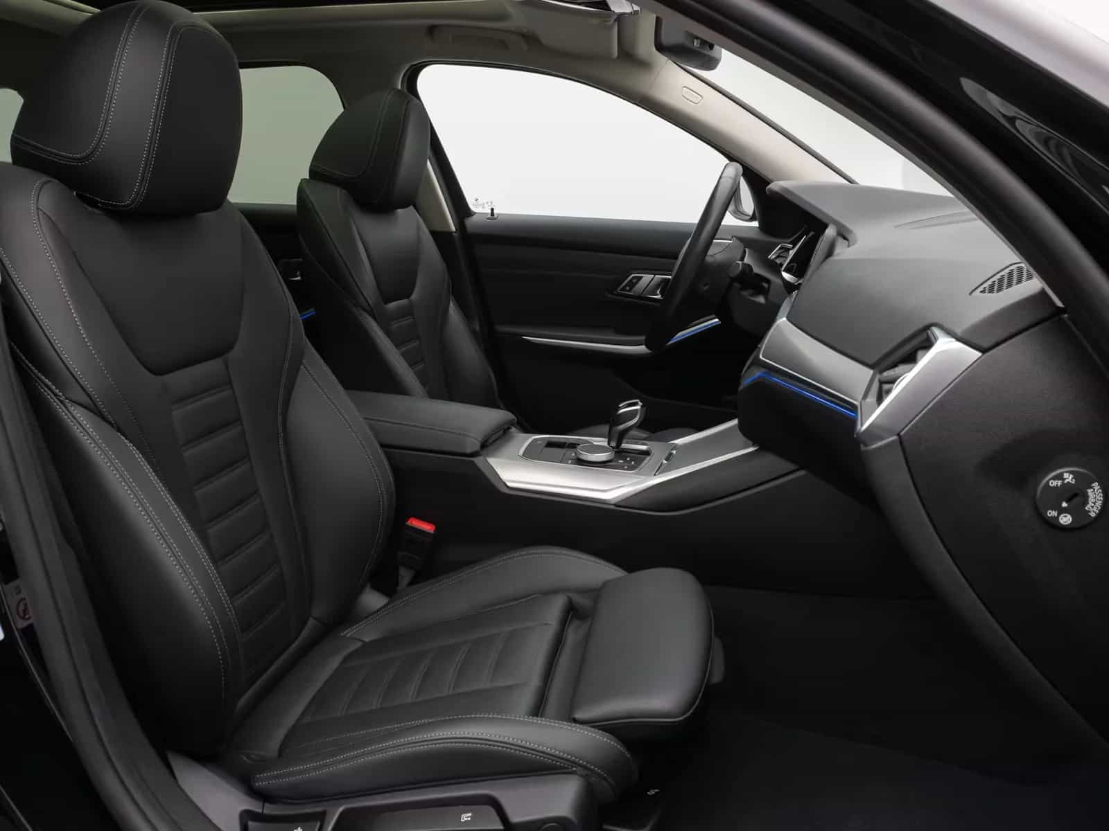 BMW 3 Series 03/2020-photo-37