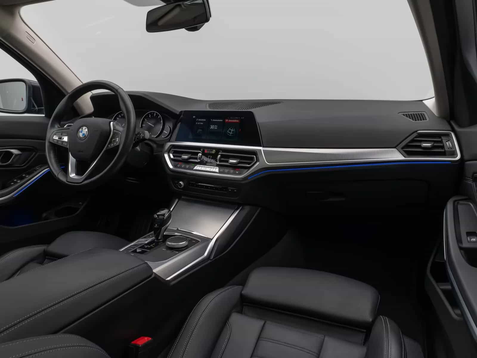 BMW 3 Series 03/2020-photo-41
