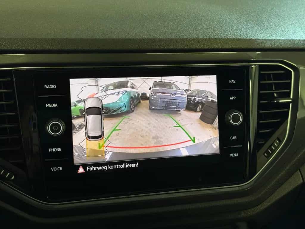 Volkswagen T-Roc R-Line Sport DSG ACC AID Navi LED Kamera 10/2021-photo-19