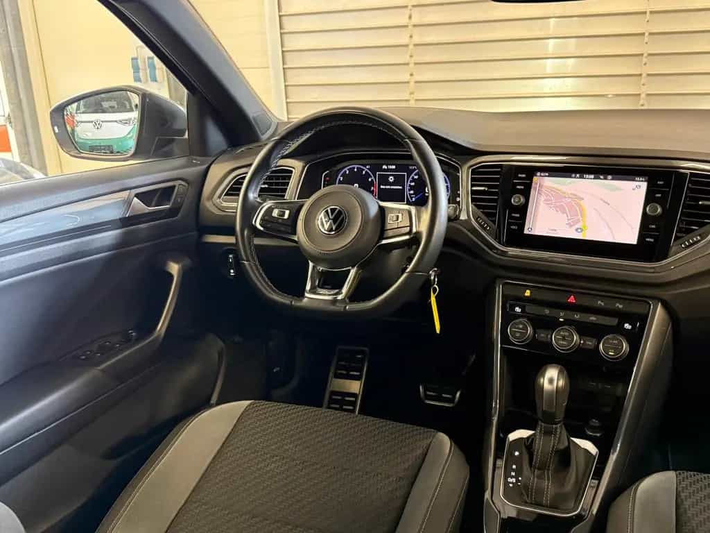 Volkswagen T-Roc R-Line Sport DSG ACC AID Navi LED Kamera 10/2021-photo-32