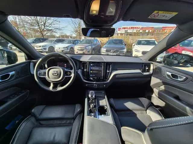 Volvo XC60 B4 D Plus Dark+HarmanKardon+Fahrerassist. 05/2023-photo-14