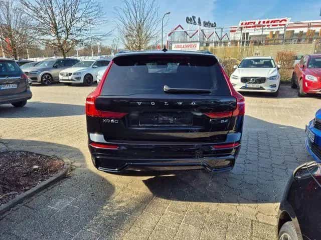 Volvo XC60 B4 D Plus Dark+HarmanKardon+Fahrerassist. 05/2023-photo-4