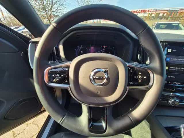 Volvo XC60 B4 D Plus Dark+HarmanKardon+Fahrerassist. 05/2023-photo-7
