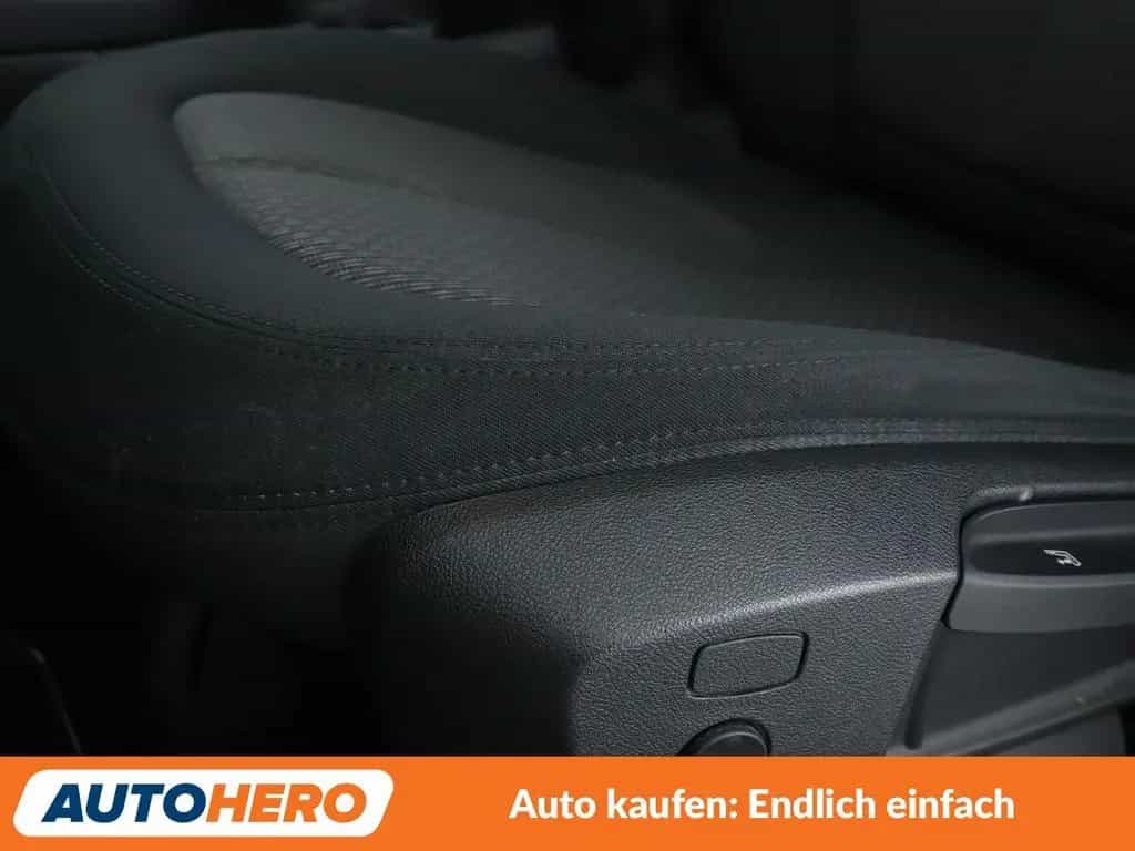 BMW 216 Gran Tourer 2er 216i Gran Tourer Advantage*NAVI*TEMPO*LED* 07/2017-photo-27