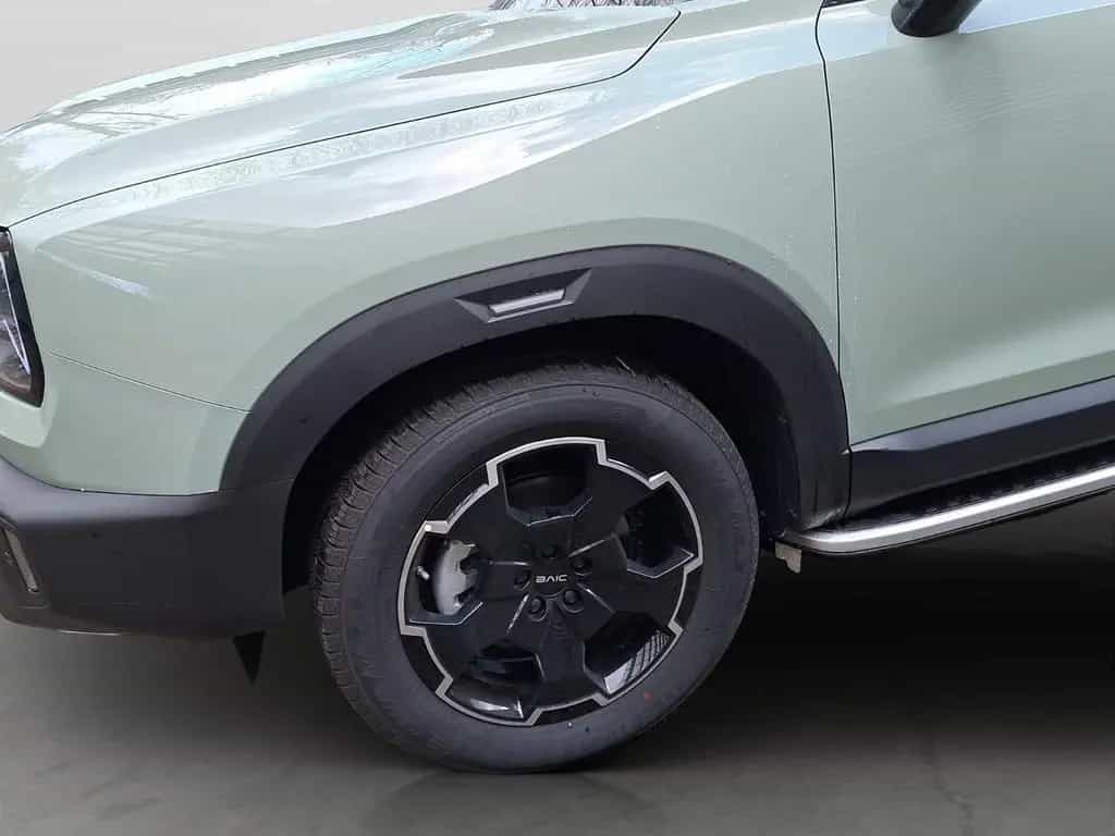 BAIC BJ30 (HEV) 4WD Voll-Hybrid AUT null-photo-18