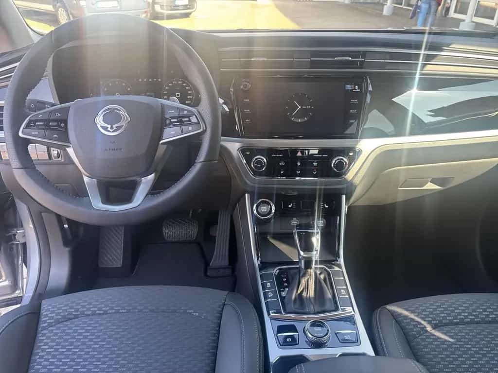 KGM Korando Nomad NAVI,PDC,ISOFIX,RFK,APP Connect,SH null-photo-4