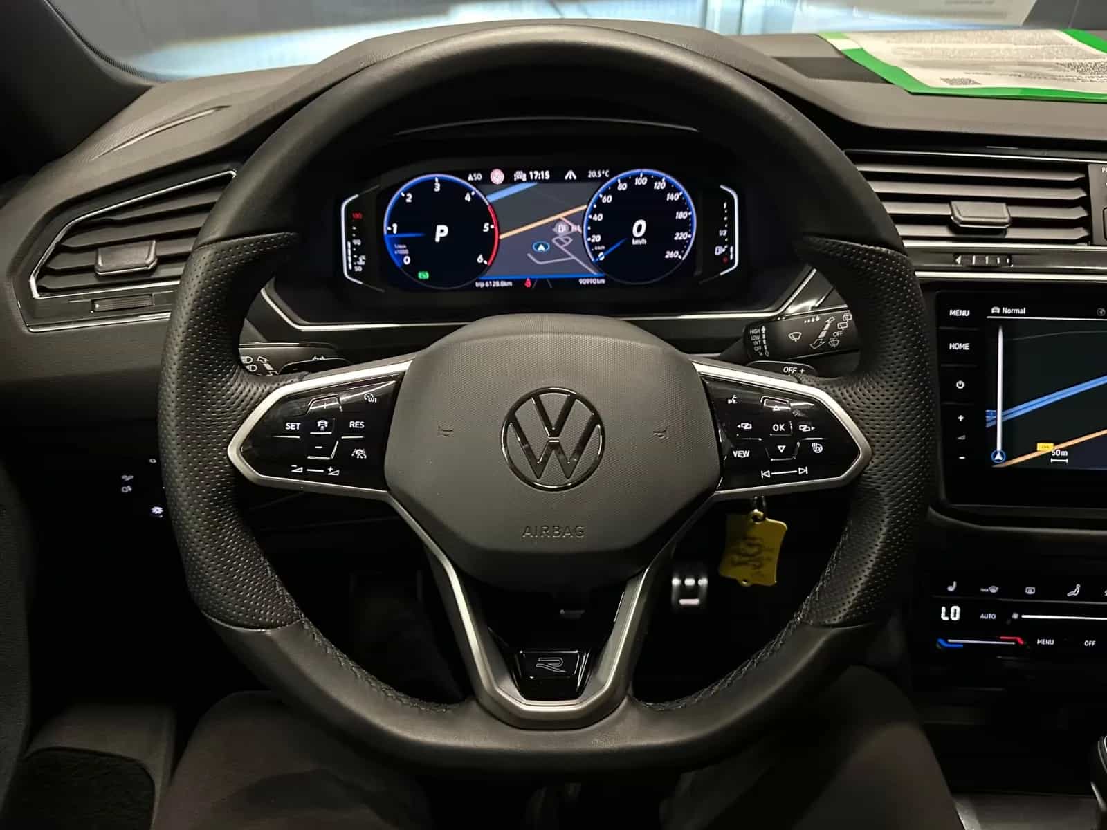 Volkswagen Tiguan Allspace 06/2021-photo-17