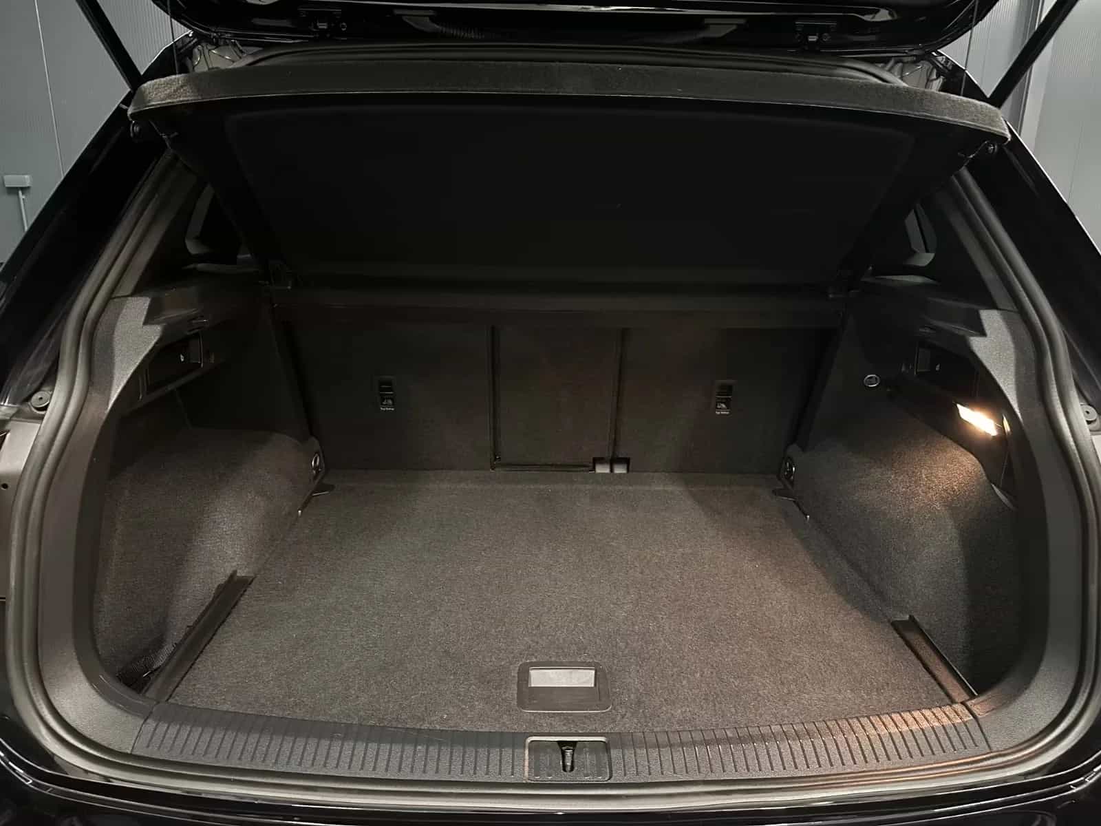 Volkswagen Tiguan Allspace 06/2021-photo-29