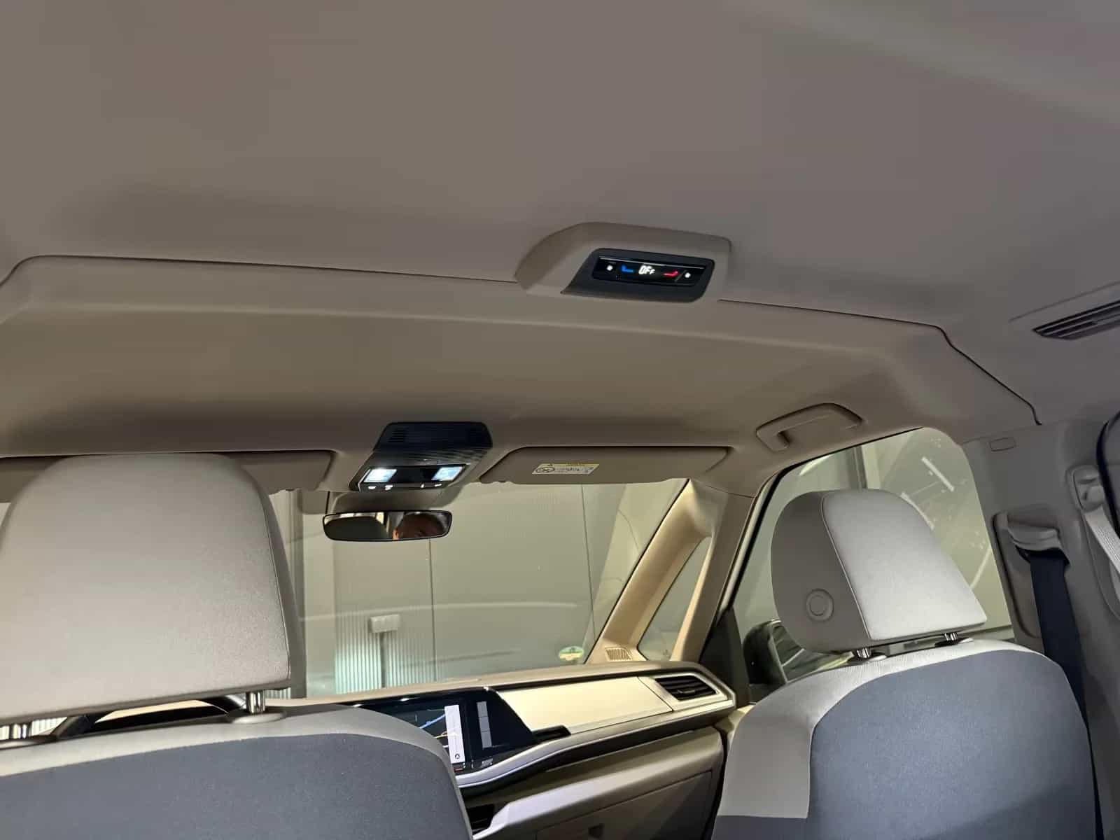 Volkswagen Transporter Multivan 11/2022-photo-28