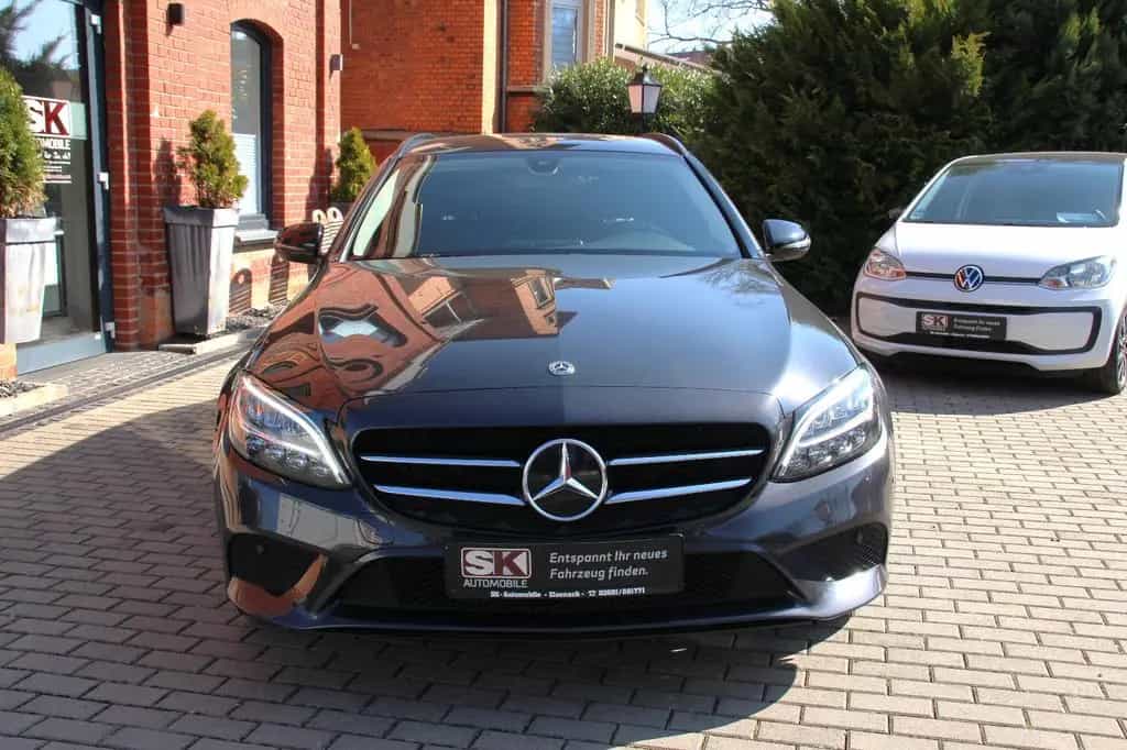 Mercedes-Benz C-Class 200 d Avantgarde LED&Navi&Leder&Kamera 11/2019-photo-2