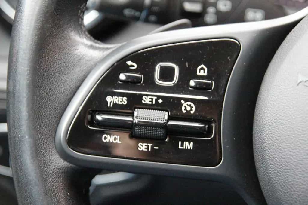 Mercedes-Benz C-Class 200 d Avantgarde LED&Navi&Leder&Kamera 11/2019-photo-20