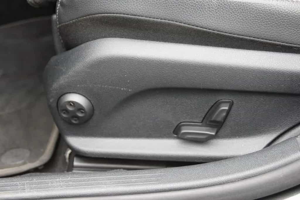 Mercedes-Benz C-Class 200 d Avantgarde LED&Navi&Leder&Kamera 11/2019-photo-25