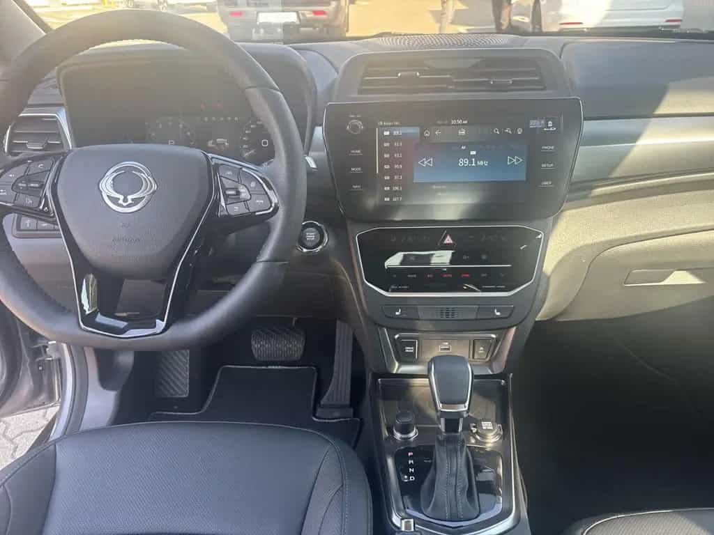 KGM Tivoli LUX 2WD Automatik,LED,PDC, RFK,DAB,NAVI,S null-photo-4