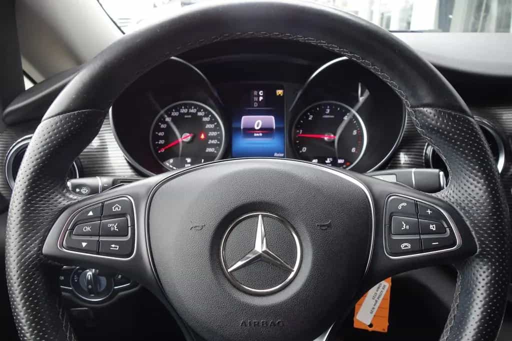 Mercedes-Benz V-Class d 4MAT LANG AVANTG 3eTÜR/DISTRONIC/BURM/36 09/2020-photo-19
