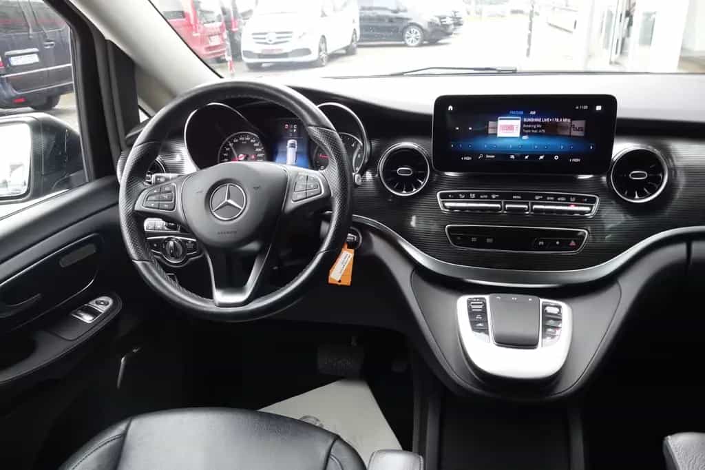 Mercedes-Benz V-Class d 4MAT LANG AVANTG 3eTÜR/DISTRONIC/BURM/36 09/2020-photo-3