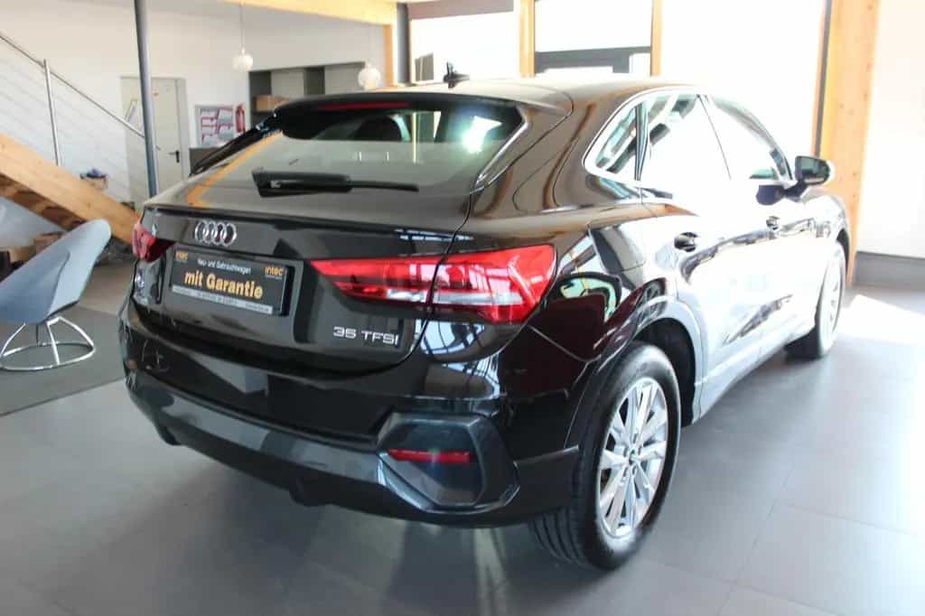 Audi Q3 Sportback 35 TFSI S tronic*NAVI*LED*VIRT* 10/2021-photo-3