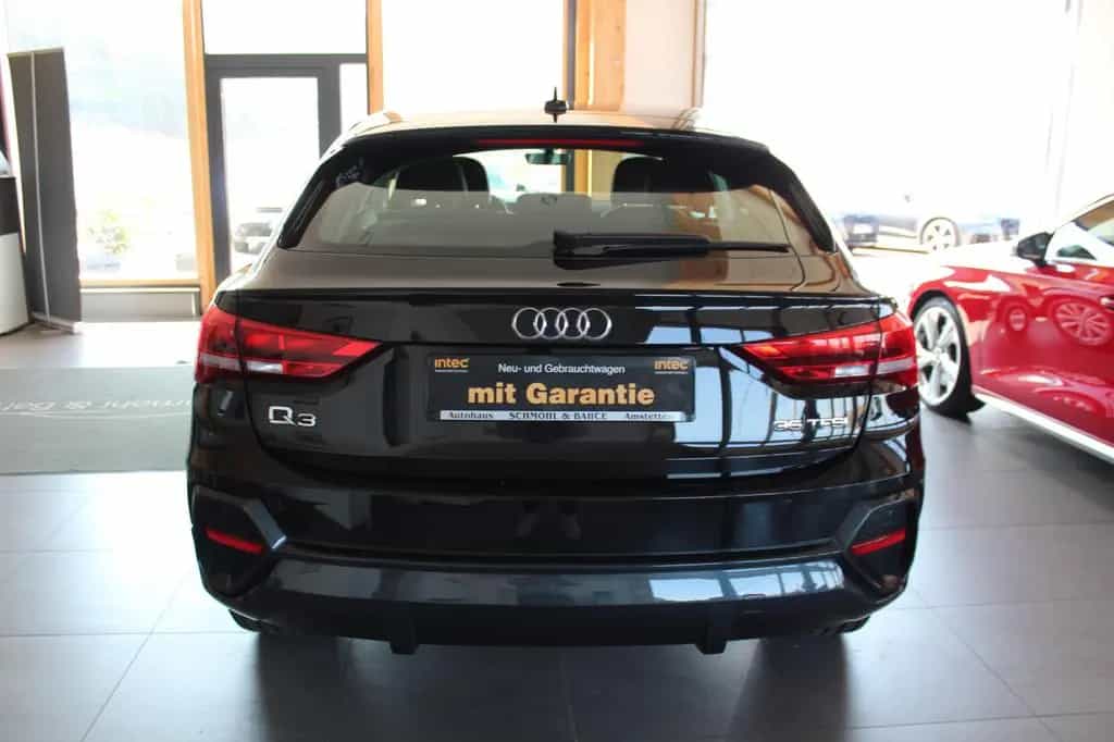 Audi Q3 Sportback 35 TFSI S tronic*NAVI*LED*VIRT* 10/2021-photo-4