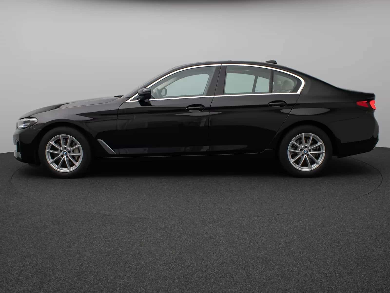 BMW 5 Series 12/2021-photo-10