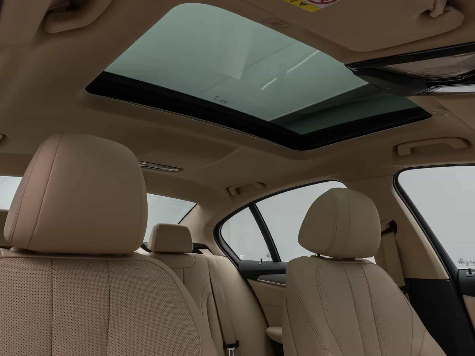 BMW 5 Series 12/2021-photo-29