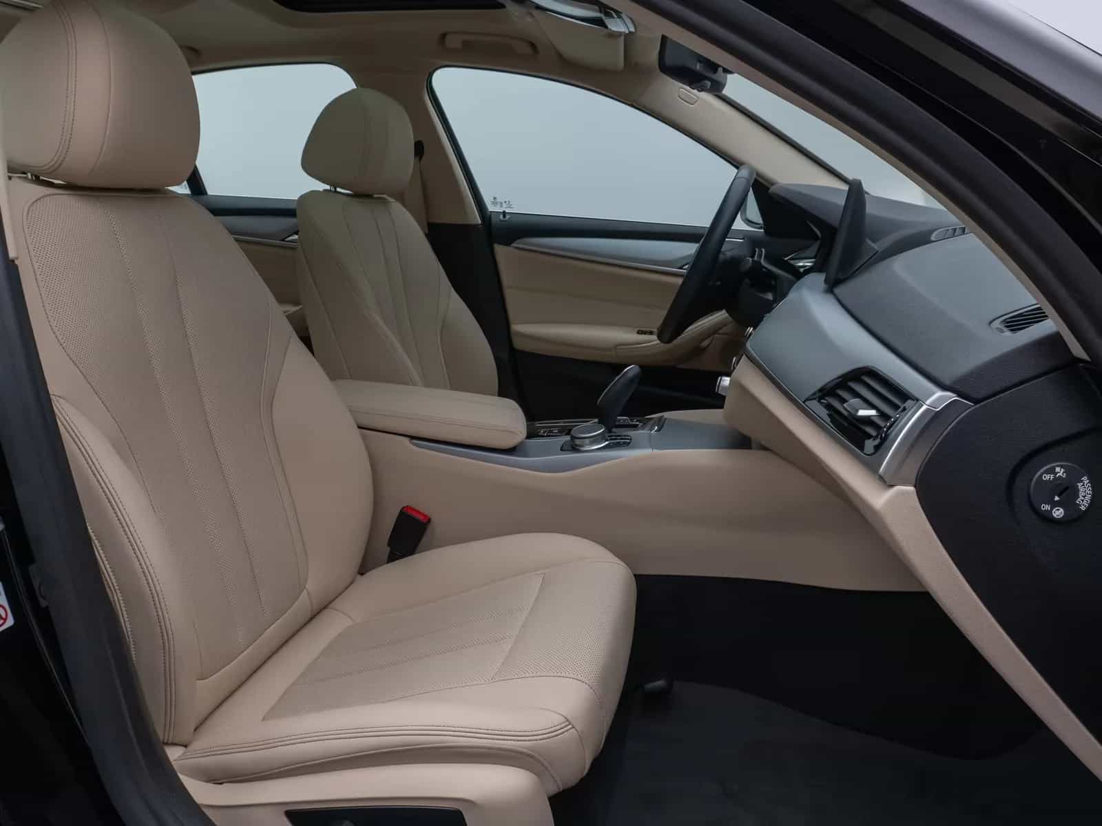 BMW 5 Series 12/2021-photo-35