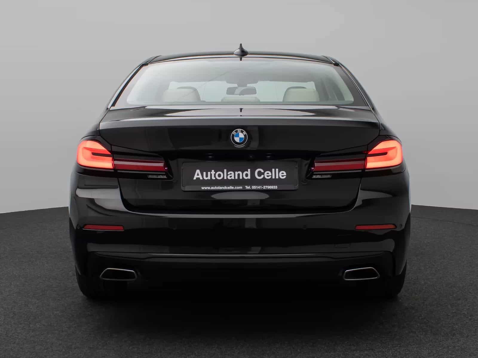 BMW 5 Series 12/2021-photo-7
