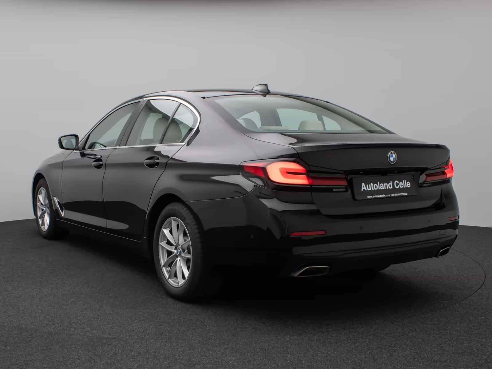 BMW 5 Series 12/2021-photo-8
