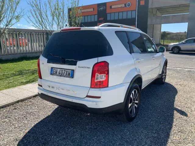 Ssangyong REXTON SSANGYONG REXTON W 2.0 Xdi 4WD A/T Top 05/2014-photo-4