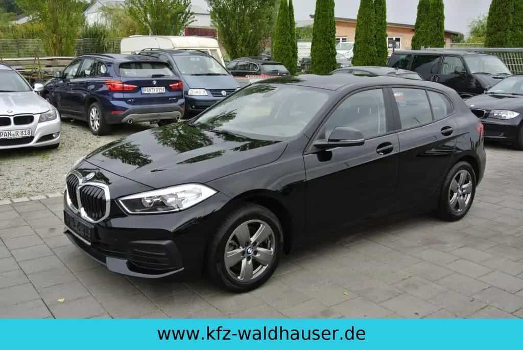 BMW 1 Series 118 i PDC Sitzheizung.... 12/2020-photo-0