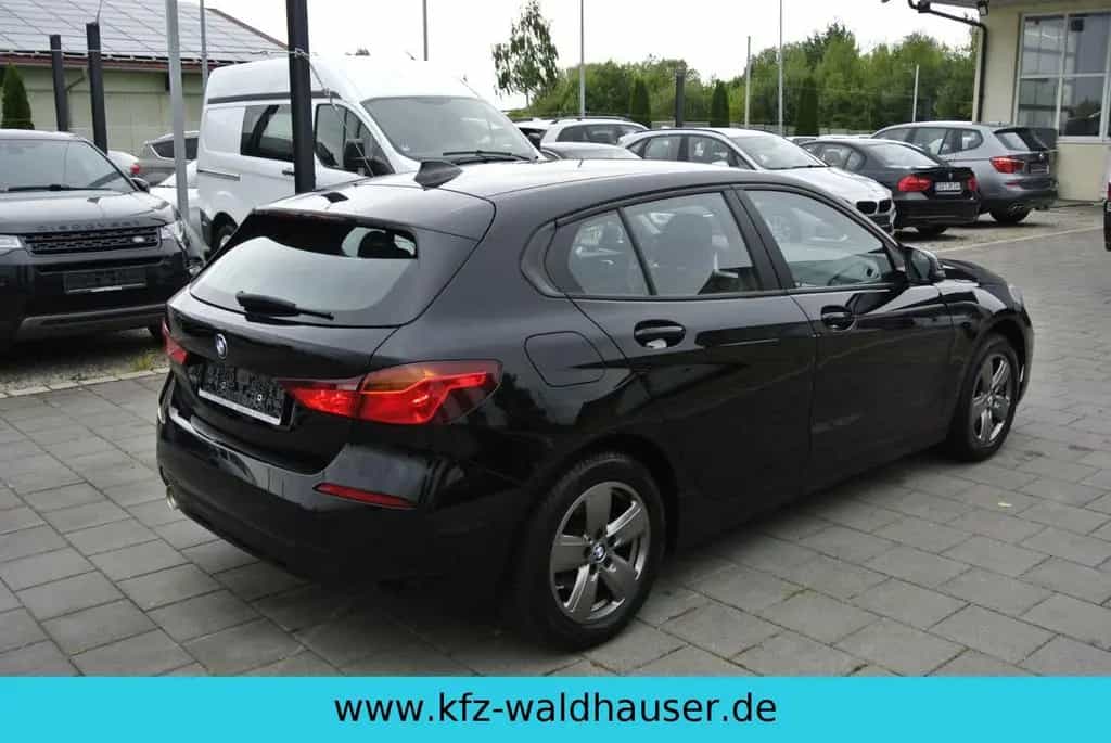 BMW 1 Series 118 i PDC Sitzheizung.... 12/2020-photo-1