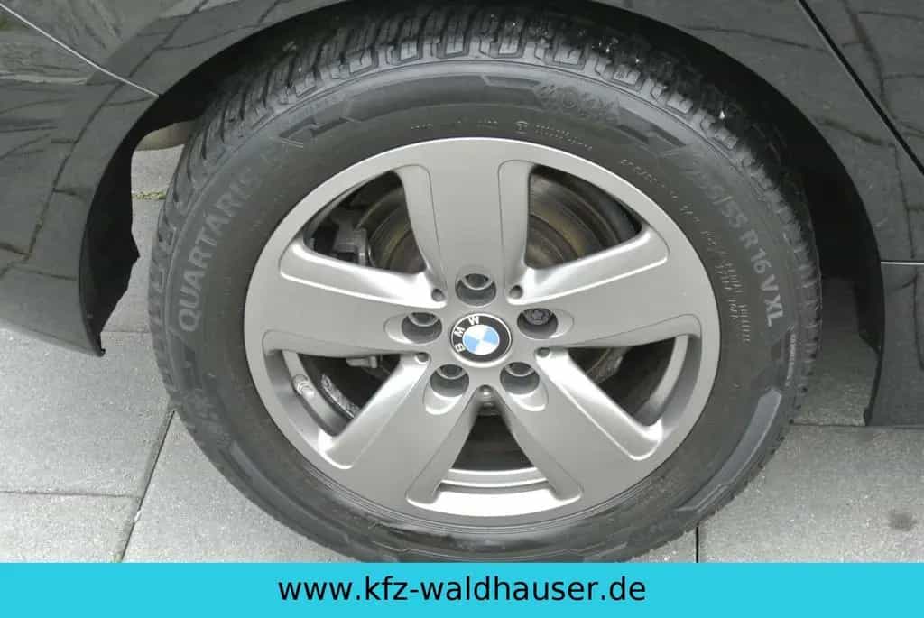 BMW 1 Series 118 i PDC Sitzheizung.... 12/2020-photo-7