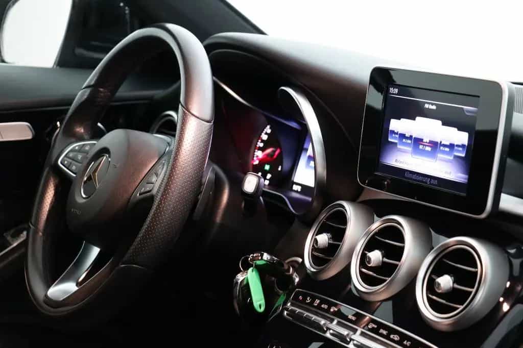 Mercedes-Benz C 200 Coupe 4Matic*Kamera*Navi*Sitzhz* 12/2017-photo-14