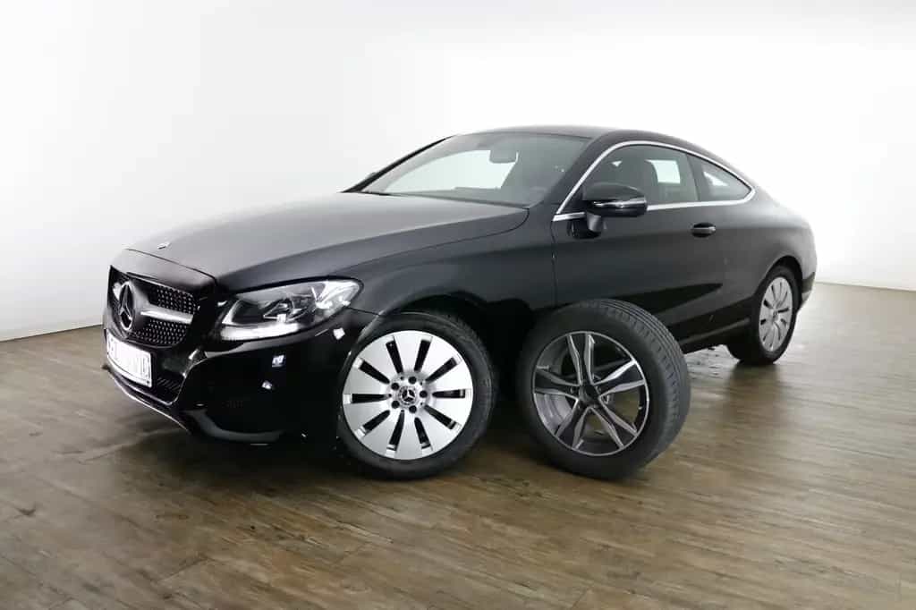 Mercedes-Benz C 200 Coupe 4Matic*Kamera*Navi*Sitzhz* 12/2017-photo-2