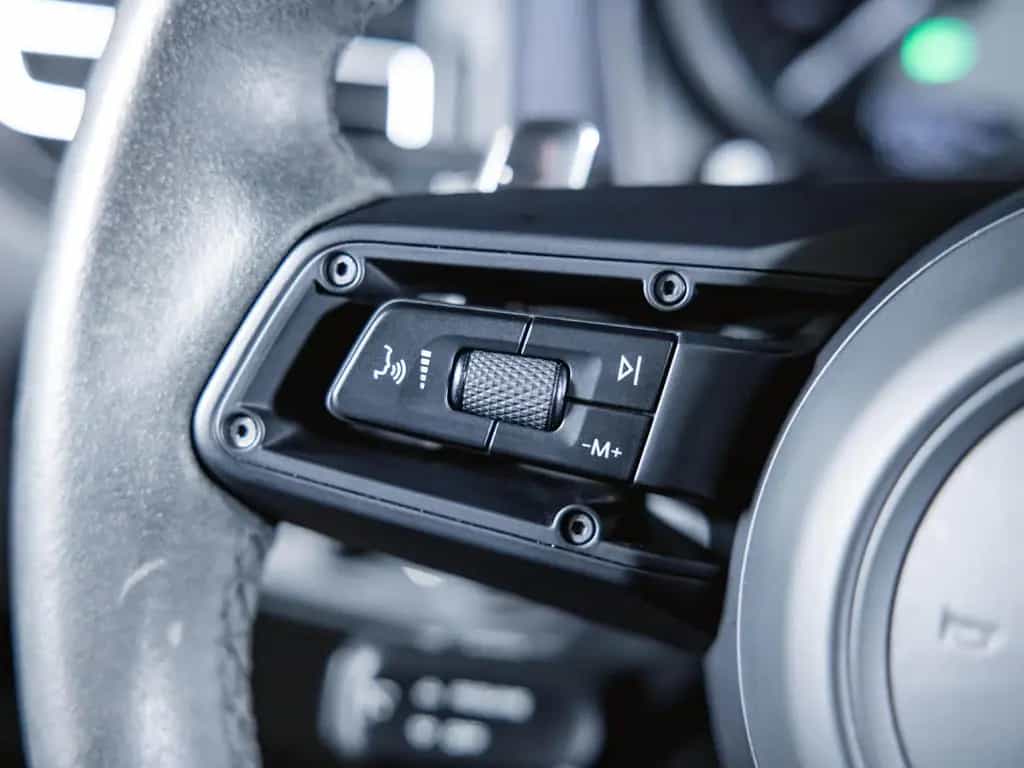 Porsche Macan GTS BOSE Servolenkung Plus 07/2022-photo-33