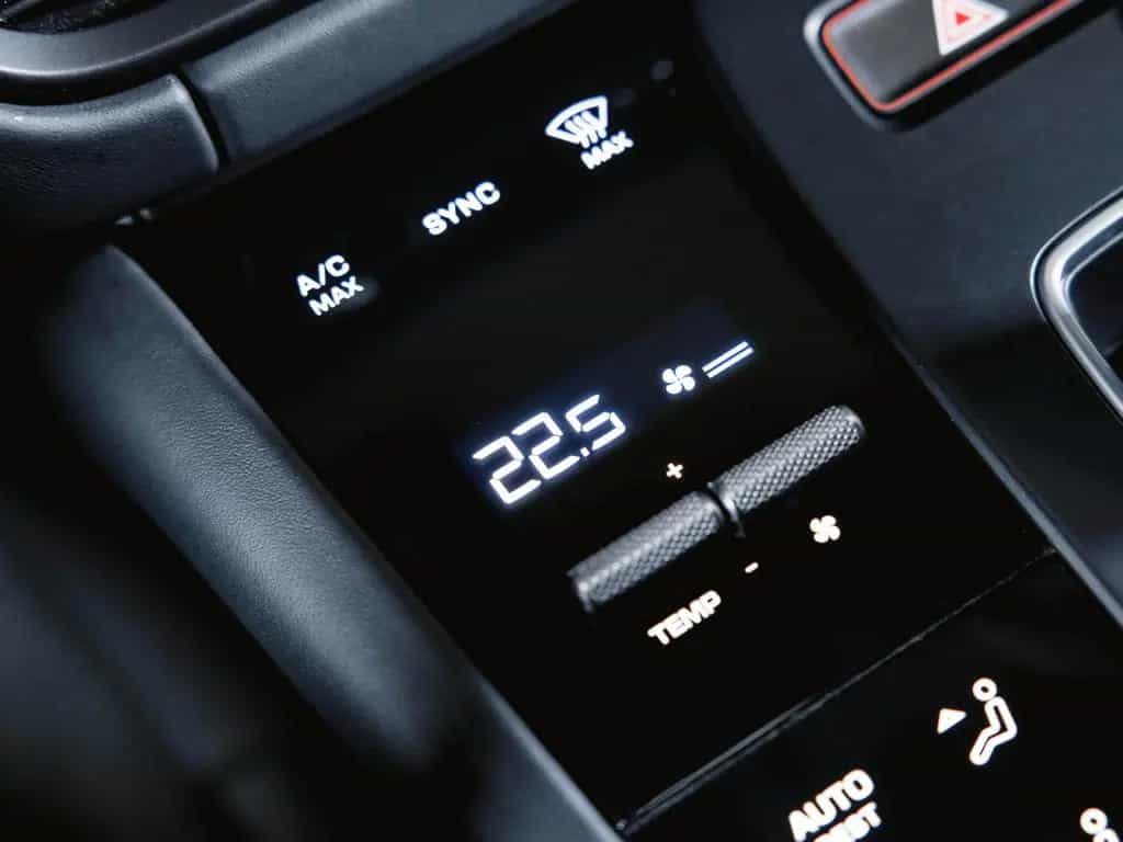 Porsche Macan GTS BOSE Servolenkung Plus 07/2022-photo-37