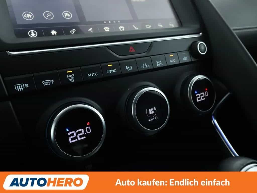 Jaguar E-Pace D240 R-Dynamic SE AWD Aut.*NAVI*LED*ACC* 07/2021-photo-19
