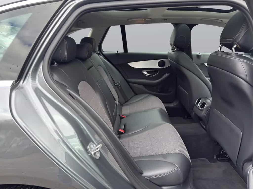 Mercedes-Benz C-Class 400 T 4Matic*PANO*LED*KAM*CARPLAY* 06/2019-photo-18