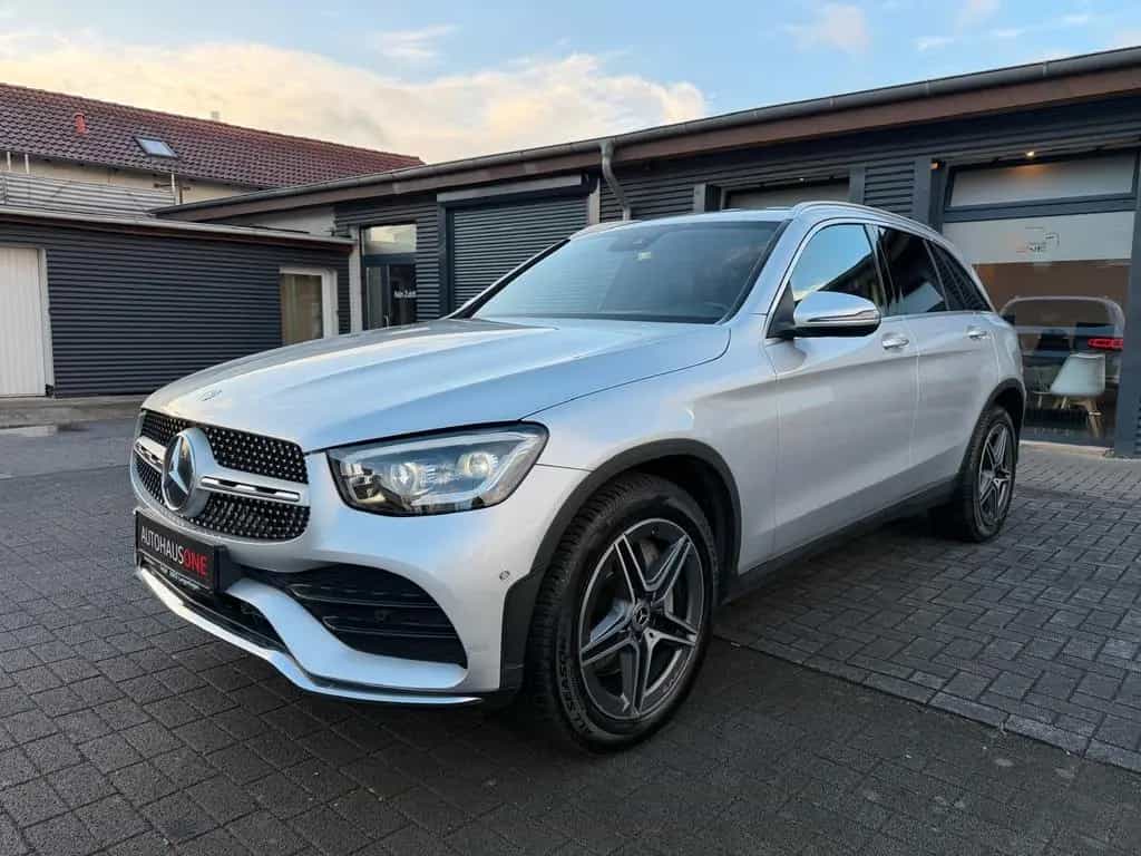 Mercedes-Benz GLC-Class 200 4Matic AMG/MBUX/MULTIBEAM/KAMERA/1HAND 10/2019-photo-1