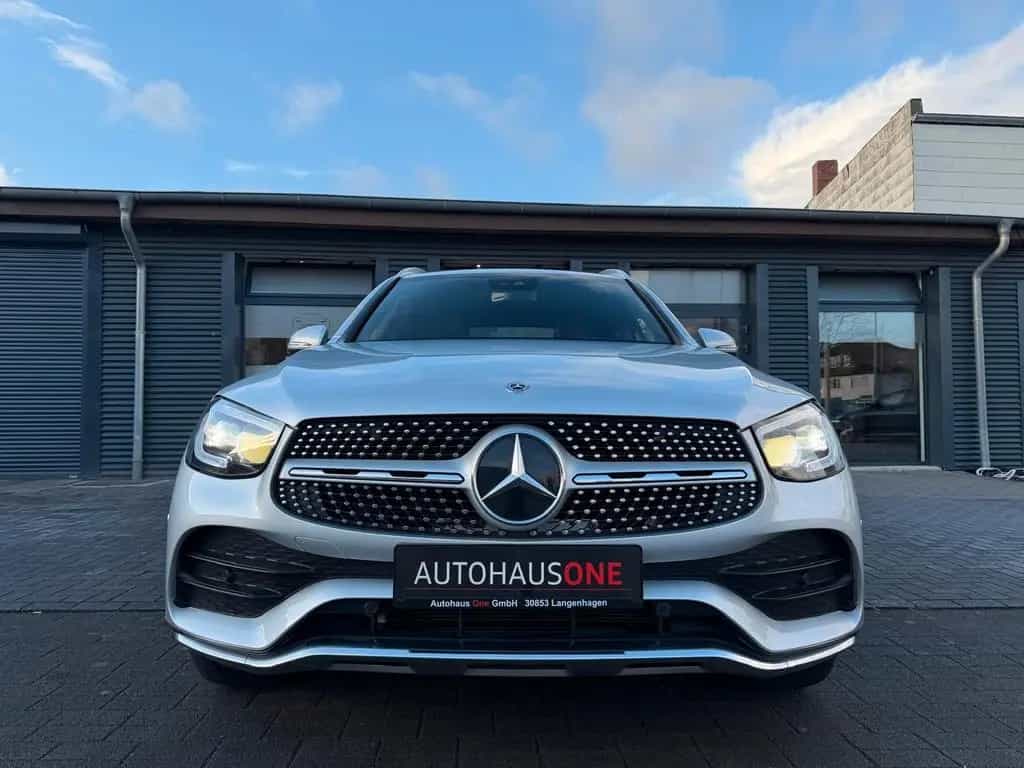 Mercedes-Benz GLC-Class 200 4Matic AMG/MBUX/MULTIBEAM/KAMERA/1HAND 10/2019-photo-3