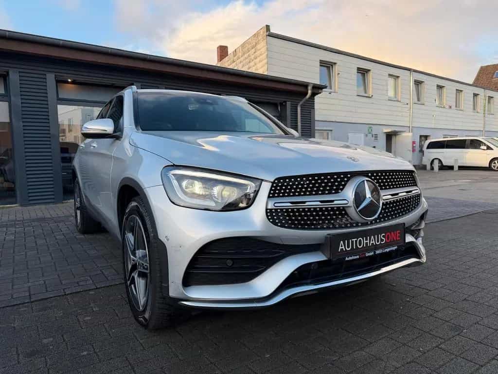Mercedes-Benz GLC-Class 200 4Matic AMG/MBUX/MULTIBEAM/KAMERA/1HAND 10/2019-photo-4