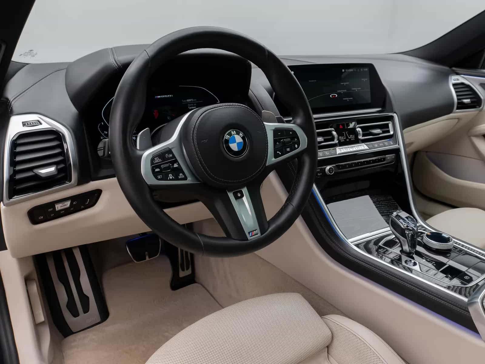 BMW M850 04/2021-photo-19