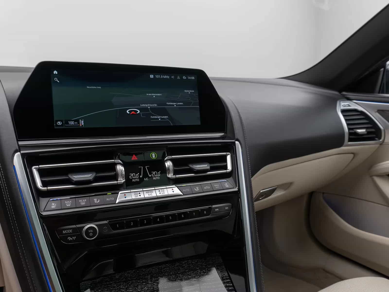 BMW M850 04/2021-photo-20