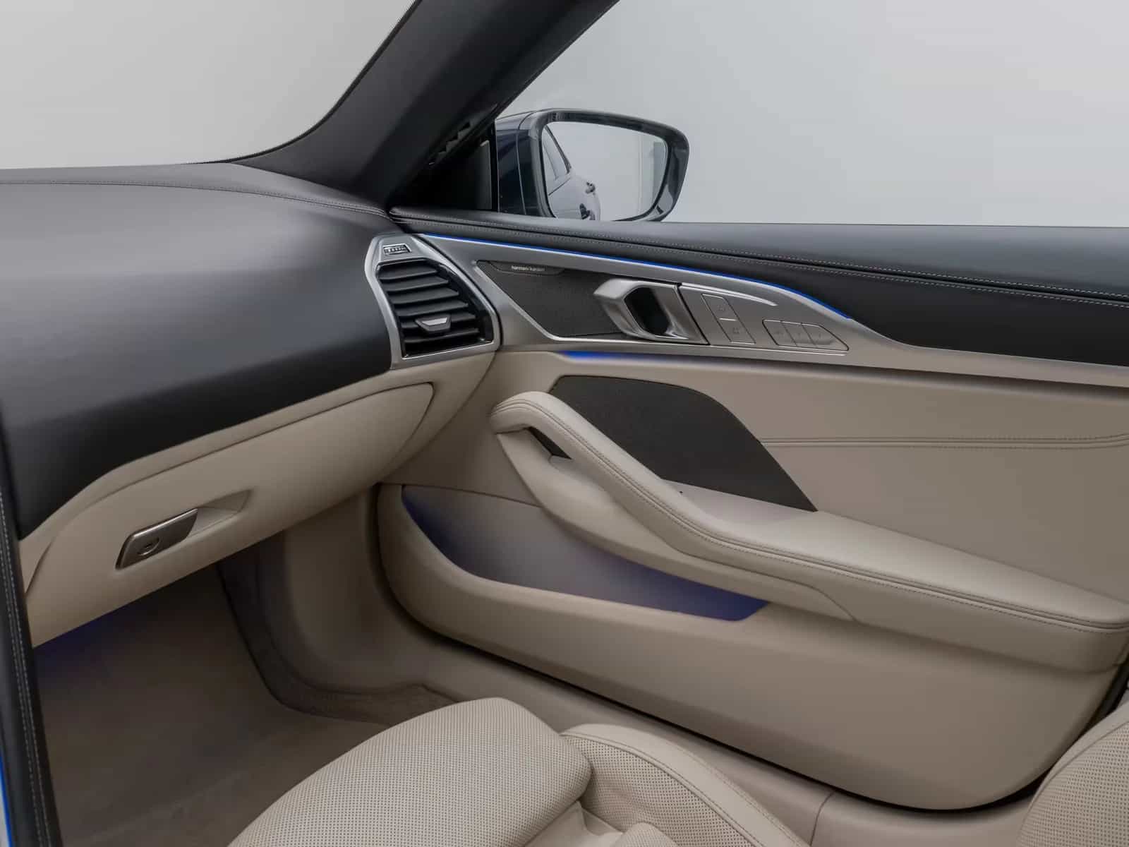 BMW M850 04/2021-photo-31
